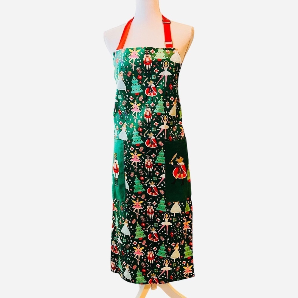 Ulster Weavers Festive Green Holiday Apron with Red Accents